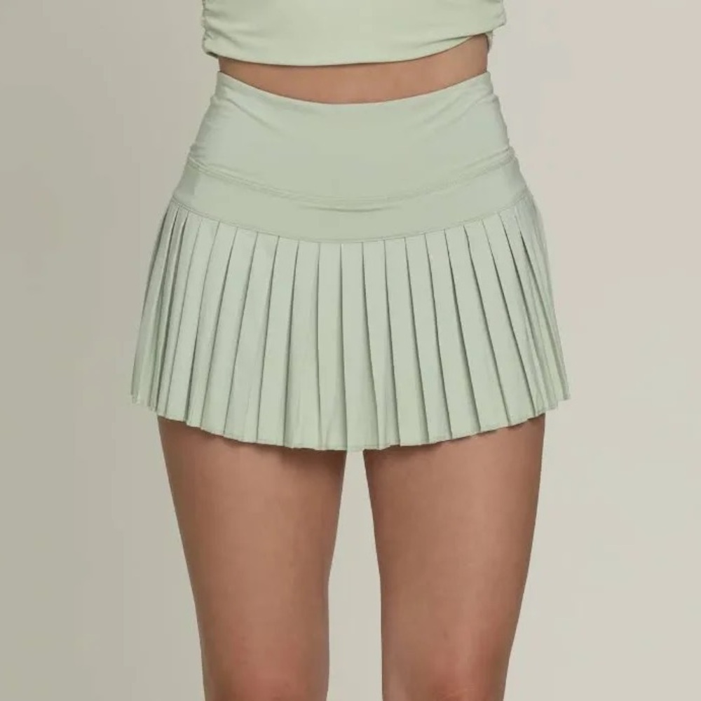 Green Mini Skater Skirt with Pleated High-Low Hem